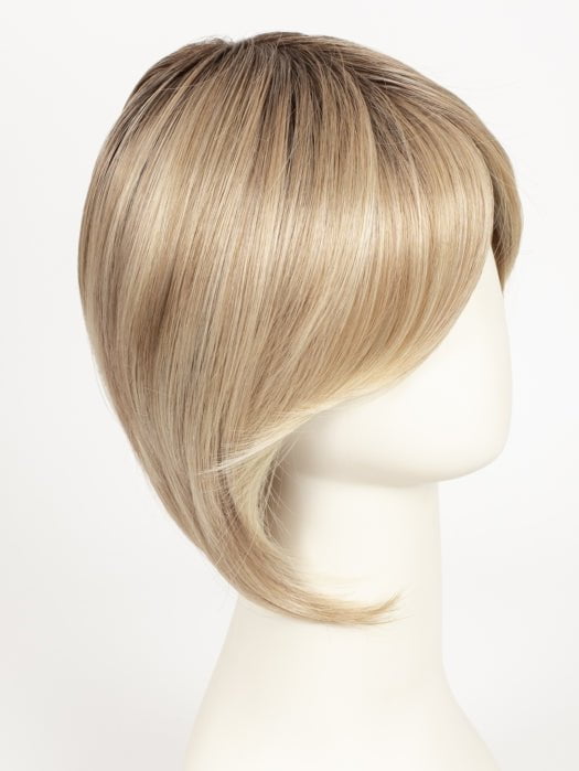 22F16S8 | VENICE BLONDE | Lt Ash Blonde & Lt Natural Blonde Blend, Shaded w/ Med Brown