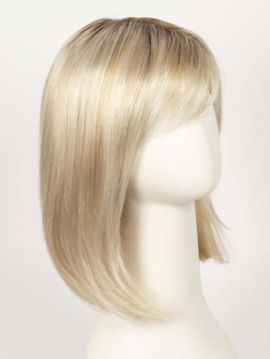 FS24/102S12 LAGUNA BLONDE | Lt Gold Brown w/ Pale Natural Gold Blonde Blend, Shaded w/ Med Brown