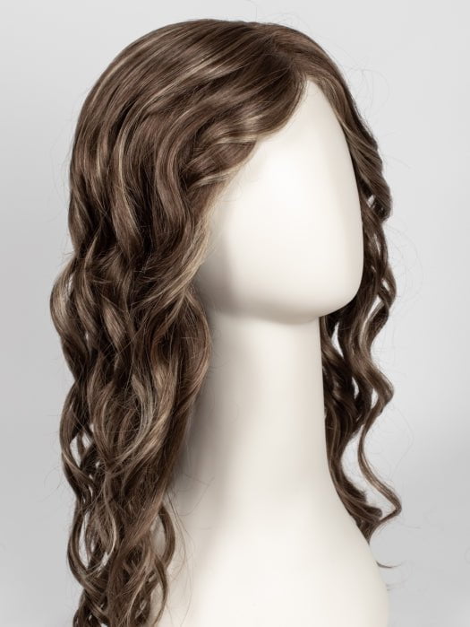 10RH16 ALMONDINE | Light Brown with 33% Light Natural Blonde Highlights