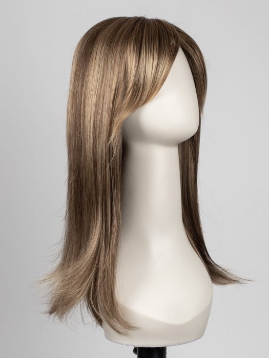 24BT18 | Dark Natural Gold Blonde and Light Natural Gold Blonde Blend with Light Natural Gold Blonde Tips