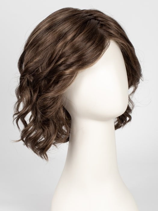 8RH14 HOT COCOA | Medium Brown with 33% Medium Natural Blonde Highlights