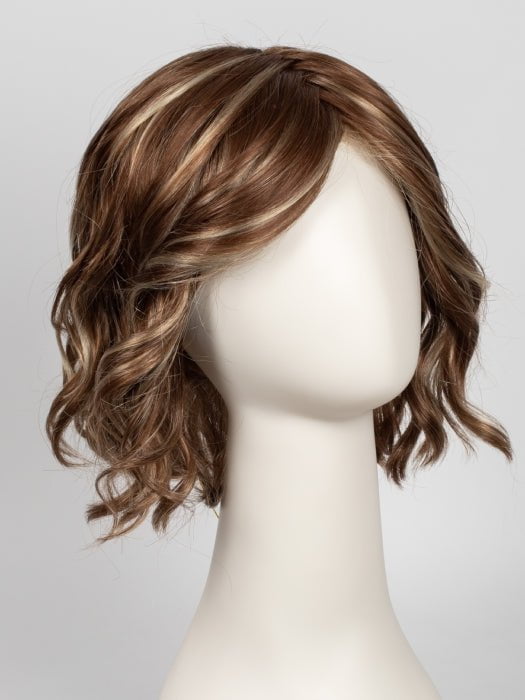FS26/31 | Medium Red-Gold Brown and Light Gold Blonde Blend with LT Gold Blonde Bold Highlights