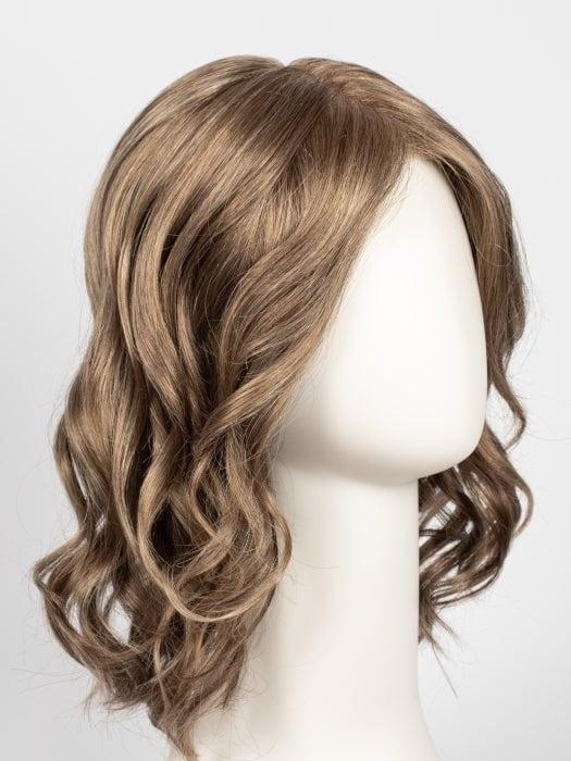 10/26TT FORTUNE COOKIE | Light Brown and Medium Red-Gold Blonde Blend with Light Brown Nape