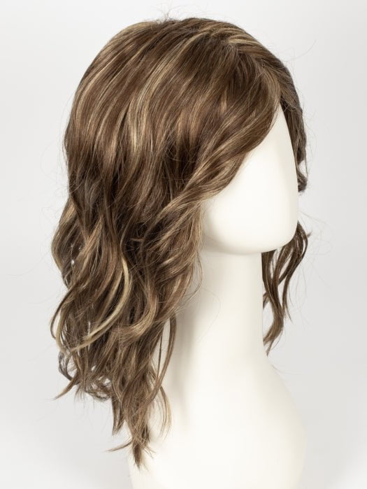 R8/26H | Golden Brown with Golden Blonde Highlights