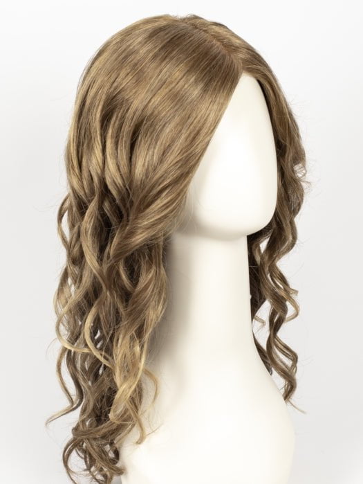 10/26TT FORTUNE COOKIE | Light Brown and Medium Red-Gold Blonde Blend with Light Brown Nape