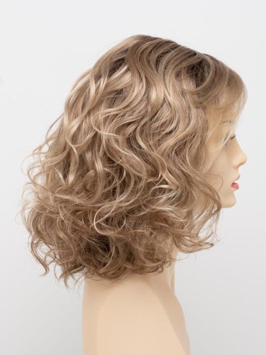 SPARKLING CHAMPAGNE | Medium Brown roots with overall Strawberry Blonde base and soft Golden Blonde highlights
