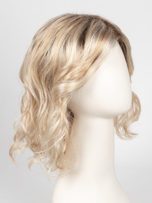 FS24/102S12 LAGUNA BLONDE | Light Natural Gold Blonde with Pale Natural Gold Blonde Bold Highlights, Shaded with Light Gold Brown