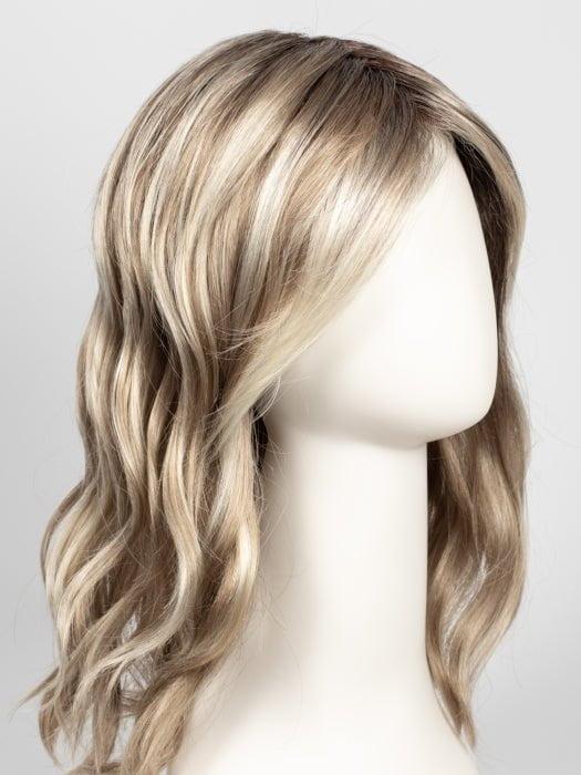 22F16S8 VENICE BLONDE | Lt Ash Blonde & Lt Natural Blonde Blend, Shaded w/ Med Brown
