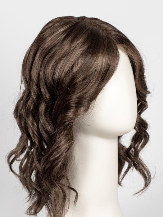 8RH14 HOT COCOA | Medium Brown with 33% Medium Natural Blonde Highlights