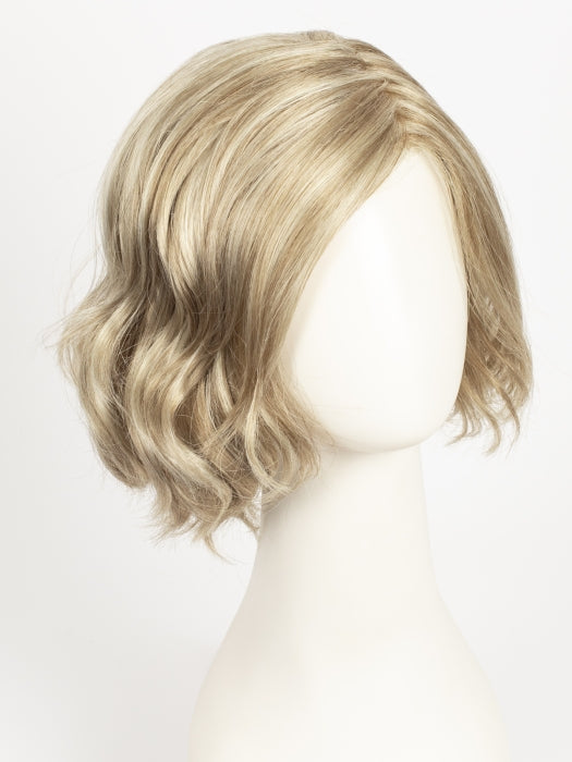 22F16 BLACK TIE BLONDE | Light Ash Blonde and Light Natural Blonde Blend with Light Natural Blonde Nape