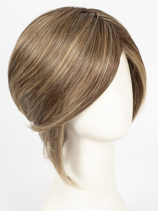 RL11-25SS SHADED HONEY PECAN | Chestnut Brown base blends into multi-dimensional tones of Brown and Golden Blonde