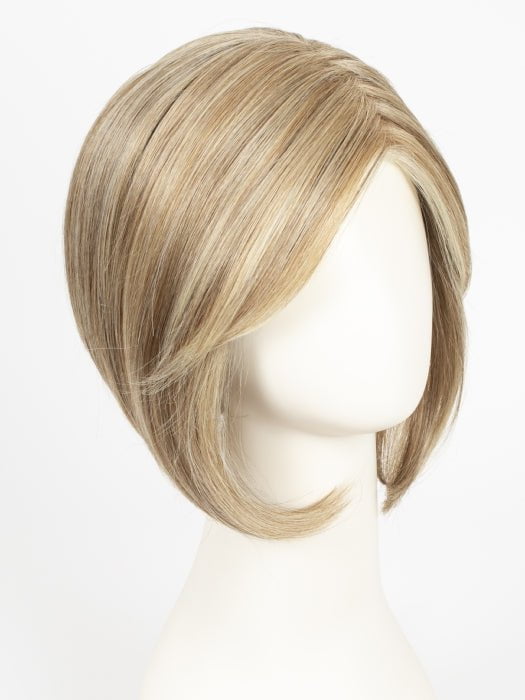 RL16/88 PALE GOLDEN HONEY | Dark Natural Blonde Evenly Blended with Pale Golden Blonde