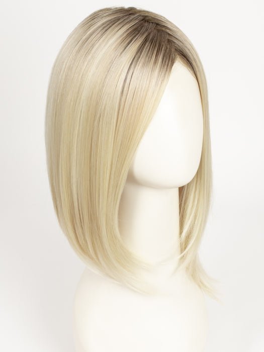 613/1001/R18 | Vanilla Blonde Platinum White Blend Rooted Ash Brown