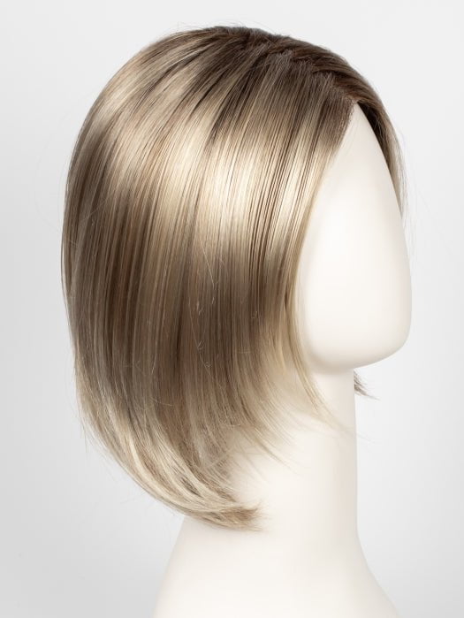 22F16S8 VENICE BLONDE | Light Ash Blonde and Light Natural Blonde Blend, Shaded with Medium Brown