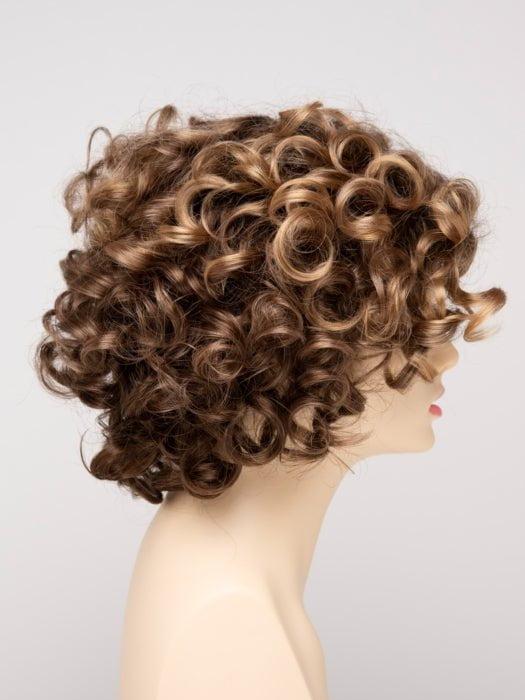 TOASTED SESAME | Medium Brown roots with overall Warm Cinnamon base and Golden Blonde highlights