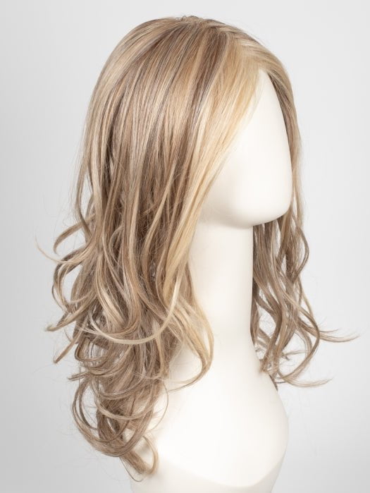 Color RL16/88 = Pale Golden Honey: Honey blonde with pale gold highlights