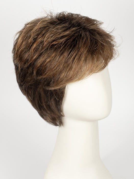 SS8/29 SHADED HAZELNUT | Rich Medium Brown Evenly Blended with Ginger Blonde Highlights with Dark Roots