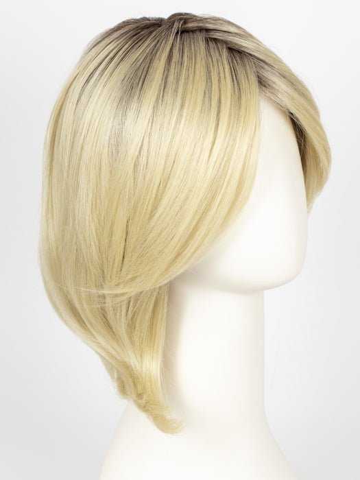 RL613SS SHADED PLATINUM | Dark Brown roots with Warm Platinum Blonde