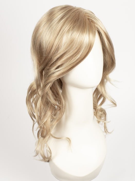 24B22 | Light Gold Blonde and Light Ash Blonde Blend