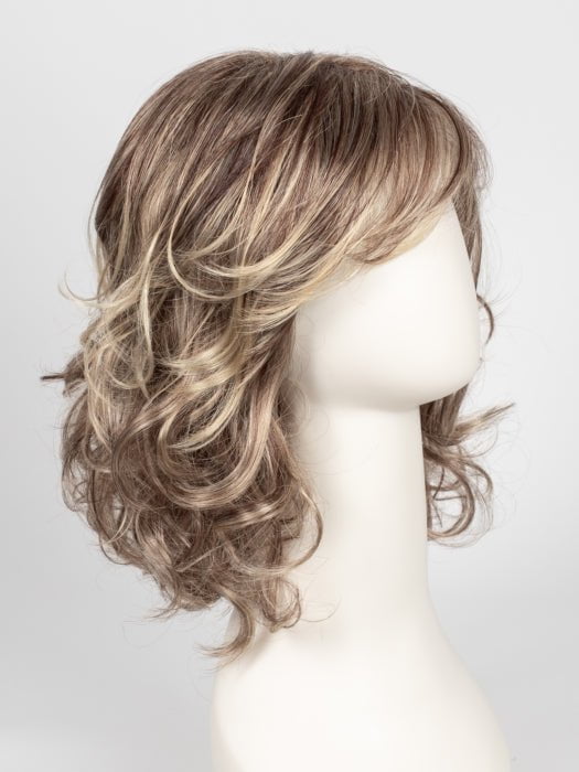 FS24/32 RASPBERRY SYRUP | Med Red with Golden Blonde Highlights