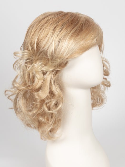 FS613/24B | Light Gold Blonde and Pale Natural Blonde Blend with Light Natural Blonde Highlights