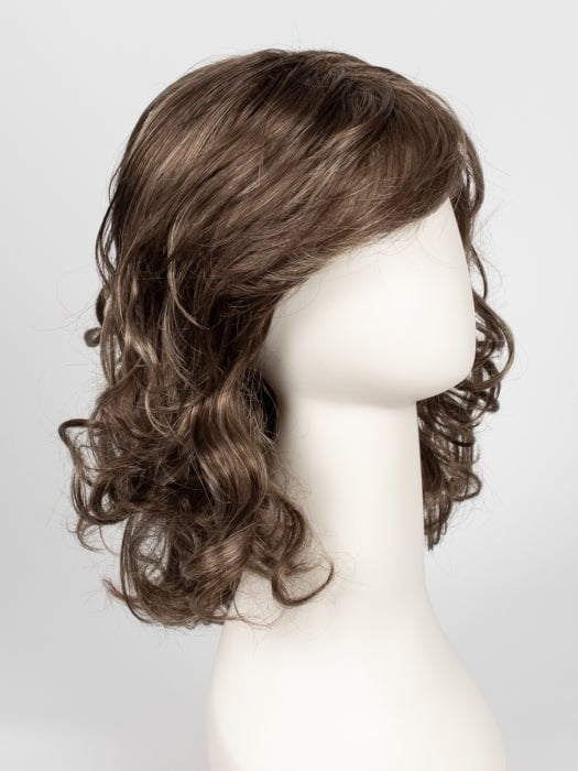 10RH16 ALMONDINE | Light Brown with 33% Light Natural Blonde Highlights