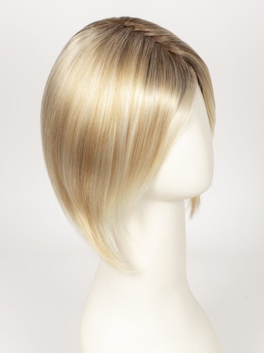 FS24/102S12 LAGUNA BLONDE | Light Natural Gold Blonde with Pale Natural Gold Blonde bold highlights, Shaded with Light Gold Brown