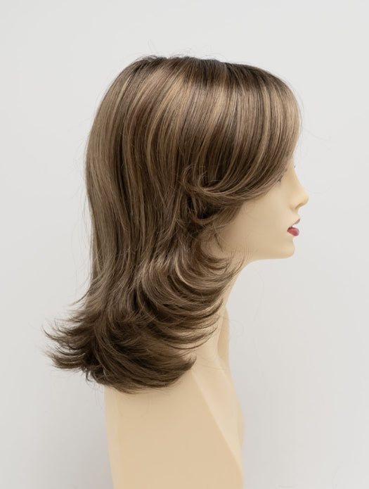 TOASTED SESAME | Medium Brown roots with overall Warm Cinnamon base and Golden Blonde hightlights
