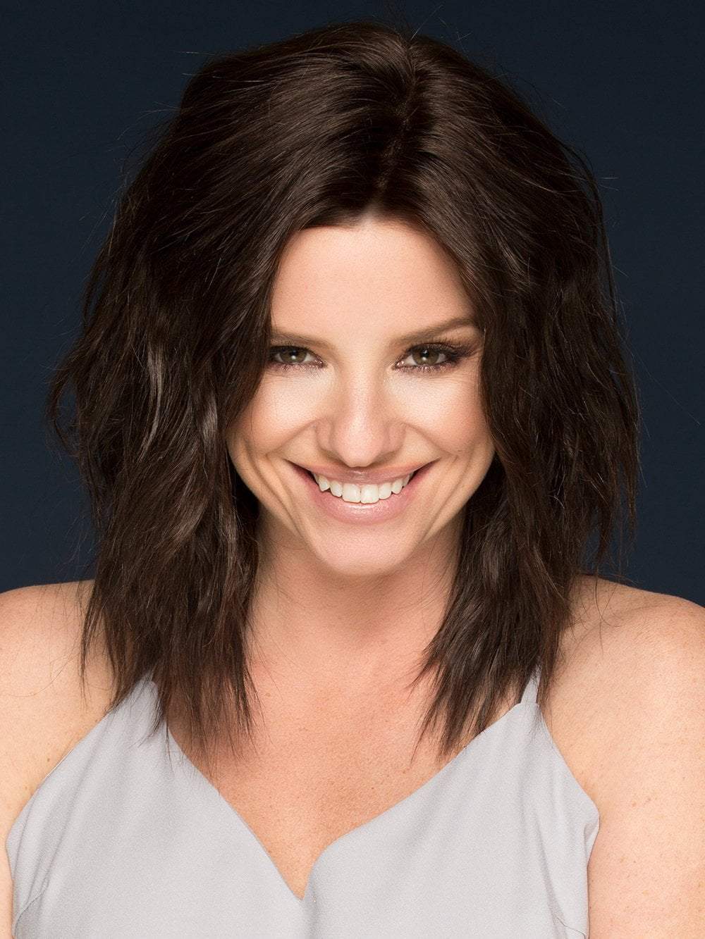 JENNIFER Exclusive Colors by Jon Renau in 4RN | Darkest Brown (Style has been curled for this look)