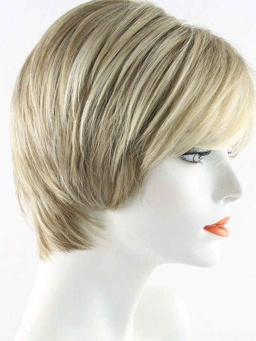 Color R1621S+ = Glazed Sand: Medium Honey Blonde With Platinum Blonde Highlights and Ash Brown Lowlights