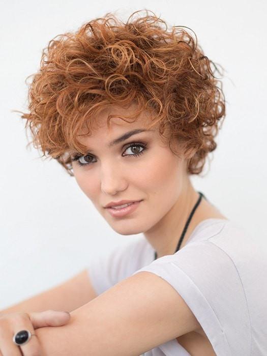 APP by Ellen Wille in SAFRAN ROOTED | Dark Copper Red, Copper Red, and Light Copper Red Blend with Dark Auburn Roots