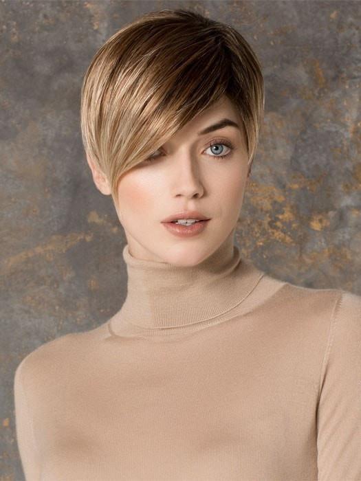 DISC by Ellen Wille in DARK-SAND-ROOTED | Light Brown Base with Lightest Ash Brown and Medium Honey Blonde Blend and Dark Roots