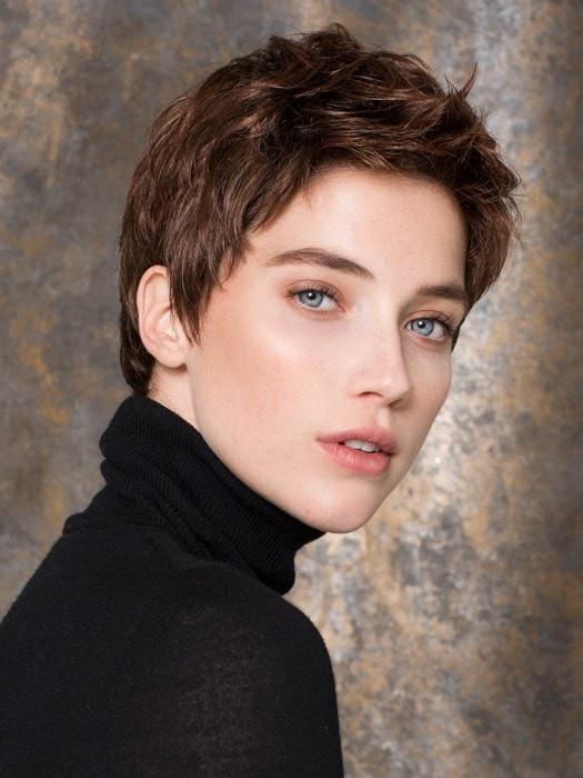 RISK COMFORT by Ellen Wille in AUBURN ROOTED | Dark Auburn, Bright Copper Red, and Warm Medium Brown Blend with Dark Roots