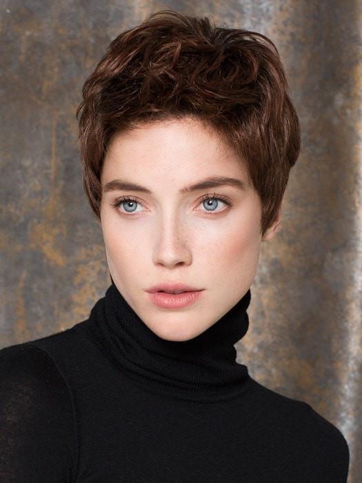RISK COMFORT by Ellen Wille in AUBURN ROOTED | Dark Auburn, Bright Copper Red, and Warm Medium Brown Blend with Dark Roots