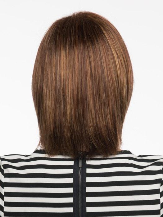 Above the shoulder cut, with wispy ends | Color: Cinnamon Raisin