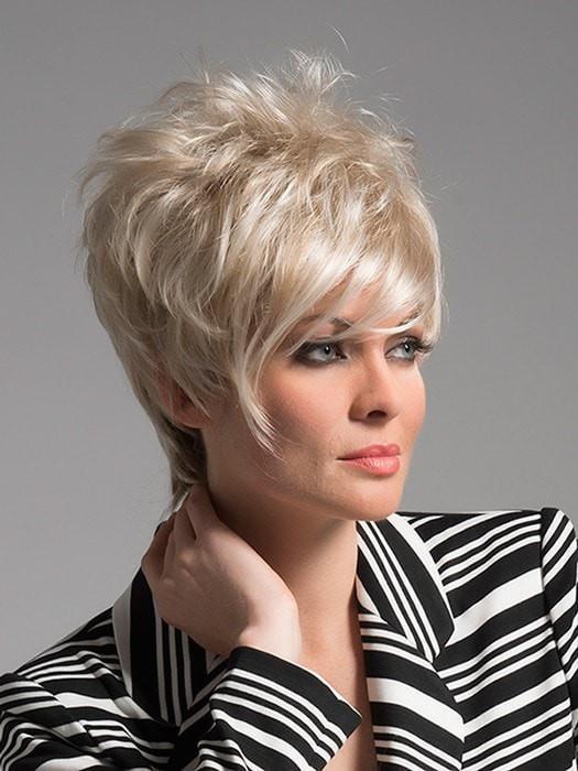 Shari by Envy in Light Blonde | 2 toned blend of Creamy Blonde with Champagne highlights