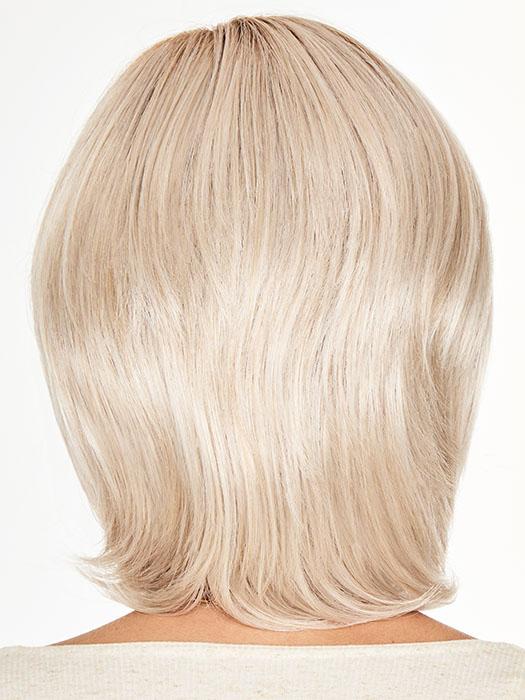 GL23-101SS SUN-KISSED BEIGE | Dark Golden Blonde base blends into multi-dimensional tones of Lightest Beige Blonde