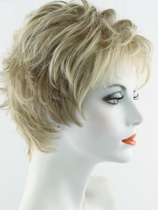 RL16/88 PALE GOLDEN HONEY | Dark Natural Blonde Evenly Blended with Pale Golden Blonde