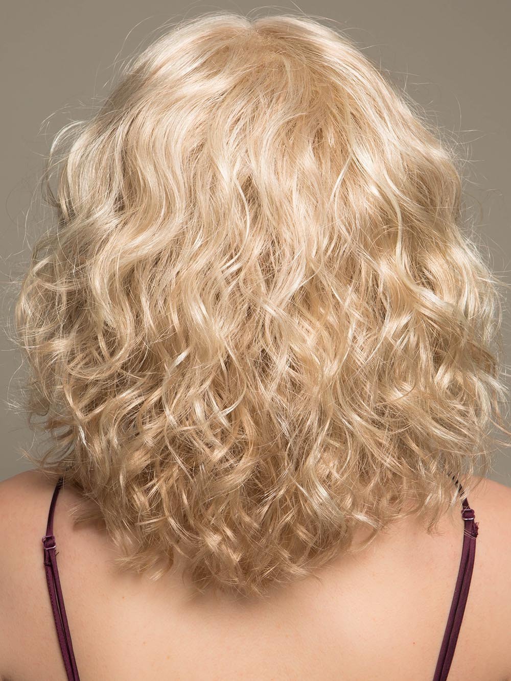 DAKOTA by ENVY in MEDIUM BLONDE | Soft Golden Blonde with Champagne Blonde highlights