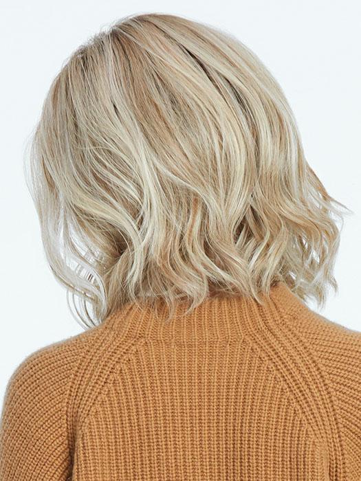 RL19/23SS SHADED BISCUIT | Light Ash Blonde Evenly Blended with Cool Platinum Blonde with Dark Roots