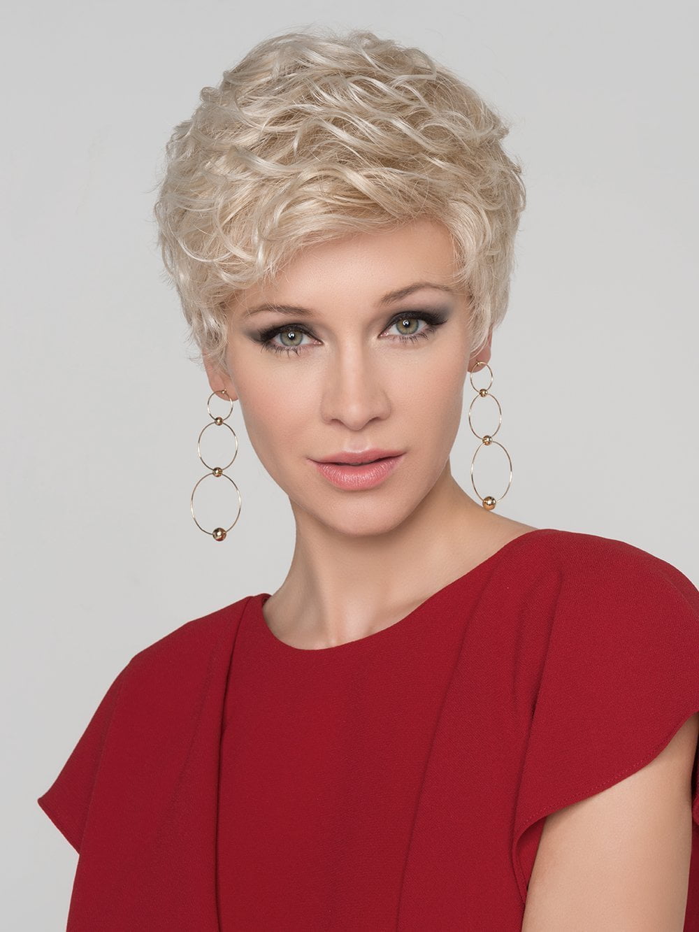 KISS by ELLEN WILLE in PASTEL BLONDE MIX | Platinum, Dark Ash Blonde, and Medium Honey Blonde blends