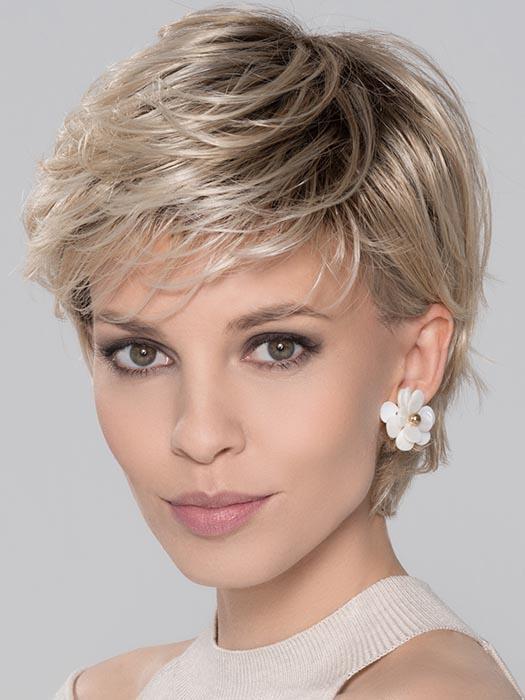 Score by Ellen Wille is on target as a home run hit.  Med Long layers in the crown area with nicely textured layers throughout the sides and back