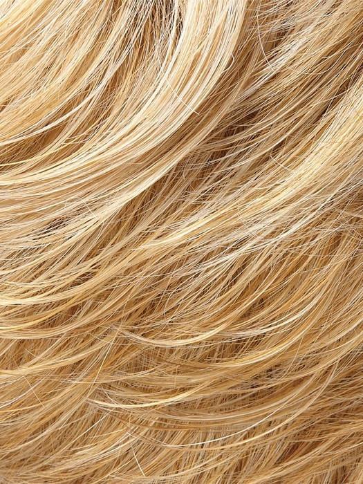 104F24B | Pale Natural White Blonde and Light Natural Gold Blonde Blend with Light Natural Gold Blonde Nape