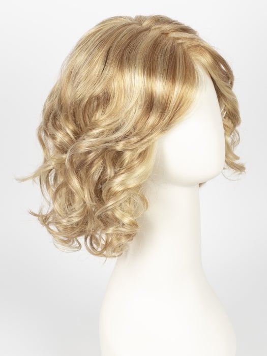 R25 GINGER BLONDE | Medium Golden Blonde with Subtle Blonde Highlights