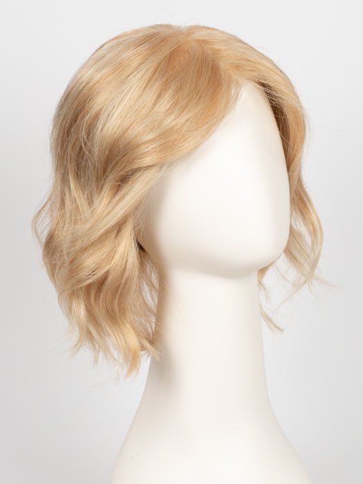 FS613/24B  | Light Gold Blonde and Pale Natural Blonde Blend with Light Natural Blonde Highlights