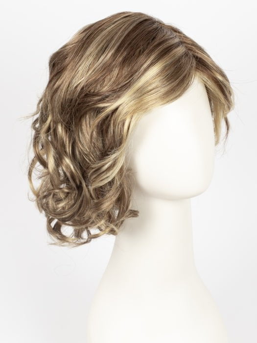 GL11-25SS SS HONEY PECAN | Chestnut brown base blends into multi-dimensional tones of brown and golden blonde