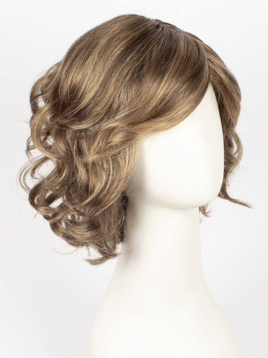 GL 14-16SS SS HONEY TOAST | Chestnut brown base blends into multi-dimensional tones of medium brown and dark golden blonde