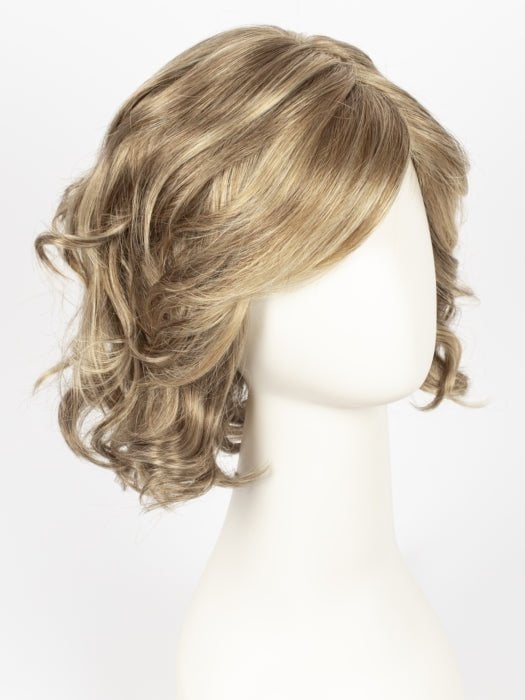 GL15-26 BUTTERED TOAST | Medium Blonde with Light Blonde Highlights