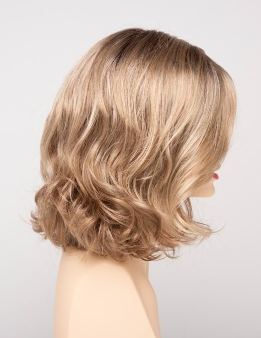 SPARKLING CHAMPAGNE | Medium Brown roots with overall Strawberry Blonde base and soft Golden Blonde highlights