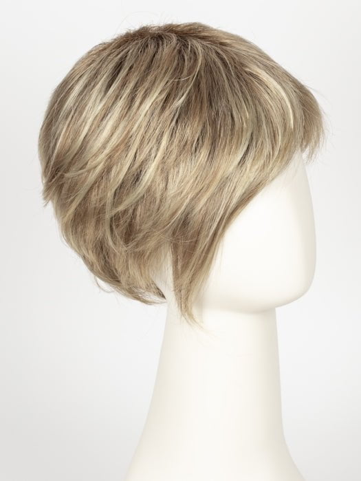 RH1488RT8 | Highlighted Copper Blonde With Golden Brown Roots